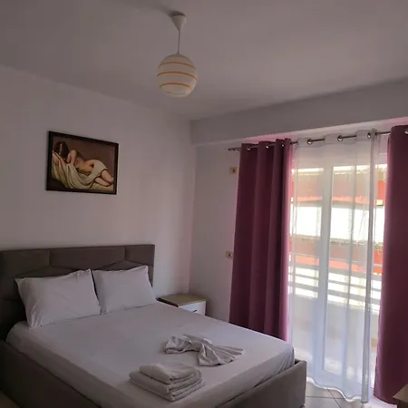 Centrum 公寓 Sarandë